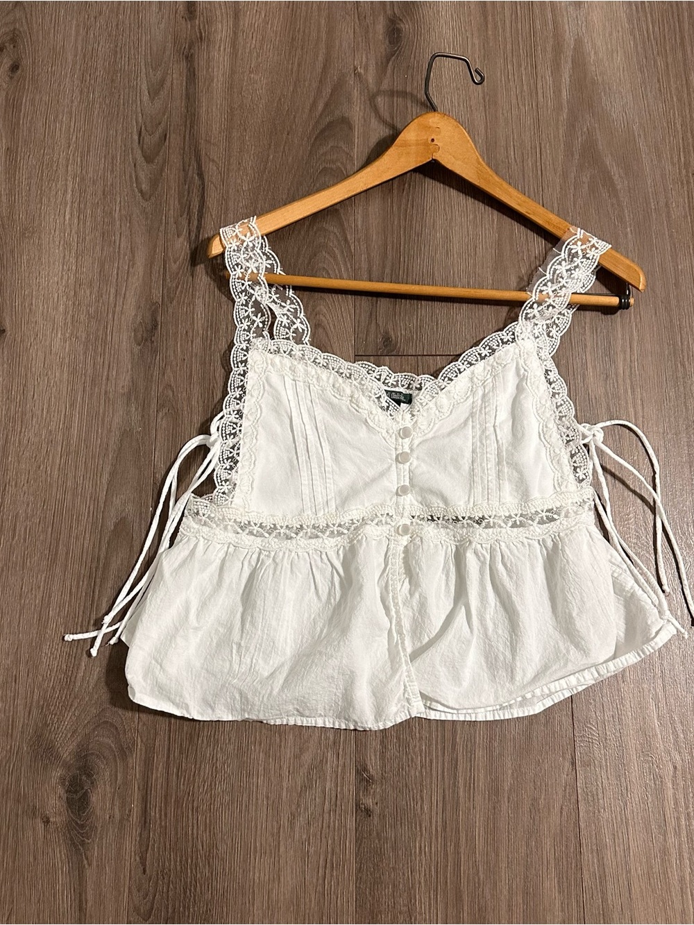 Cotton Top Lace-Trim Button Front 100% Cotton Cropped NWOT